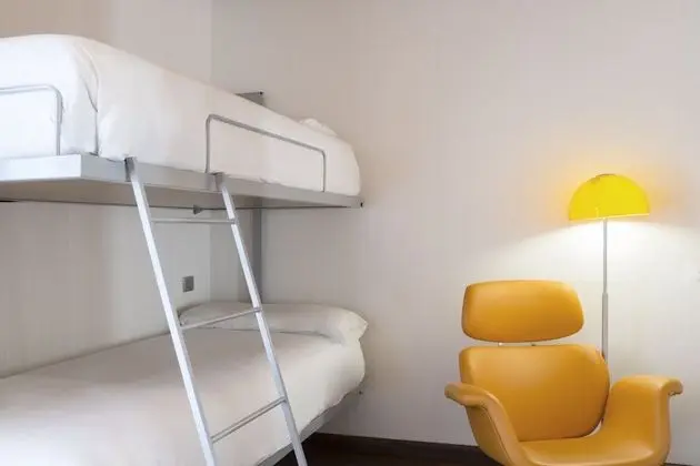 Dört Kişilik Oda