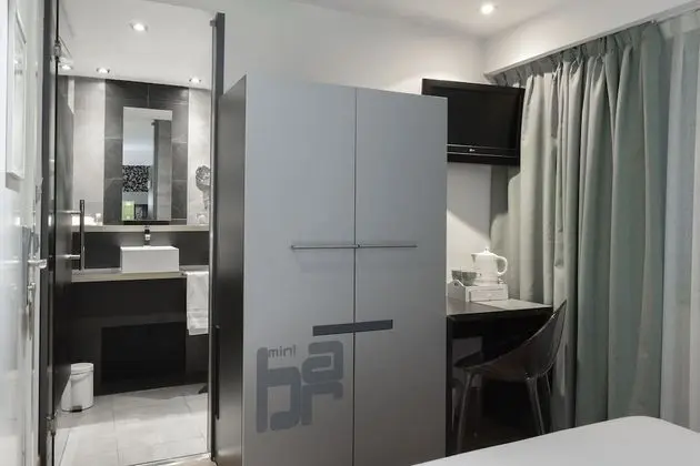 Basic Tek Büyük Yataklı Oda