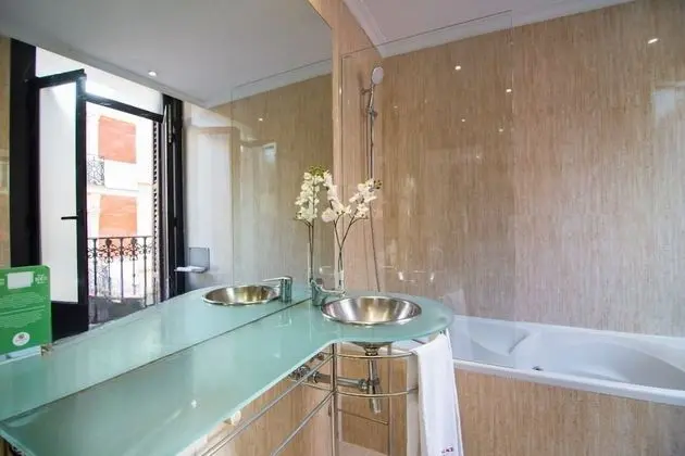 Superior Dört Kişilik Oda, Balkon