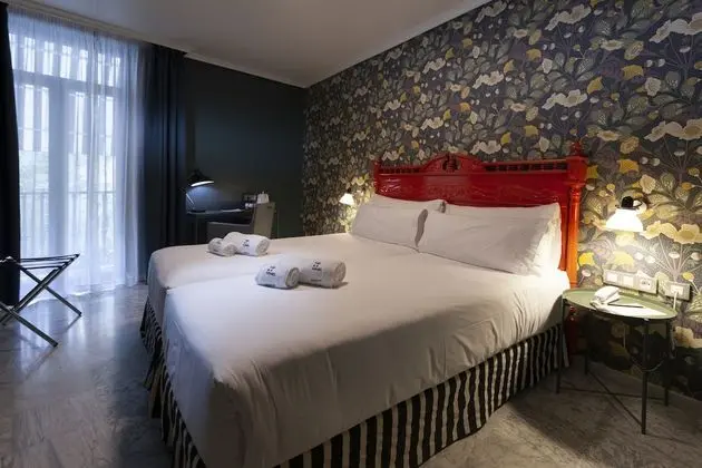 Standard Tek Büyük Yataklı Oda, Balkon, Şehir Manzaralı