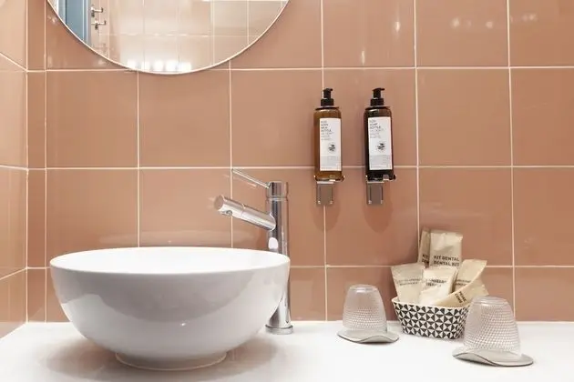 Standard Tek Büyük Yataklı Oda, Balkon, Şehir Manzaralı