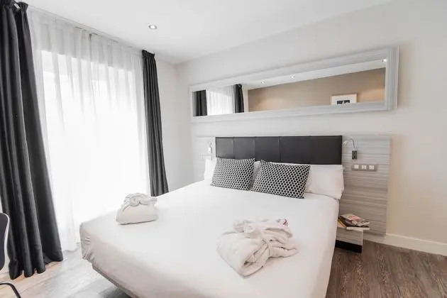 Tek Büyük Yataklı Oda, Şehir Manzaralı