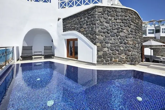 Honeymoon Suite, Sea View (Heated Private Pool)