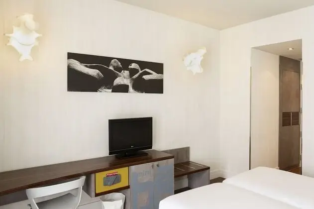 Superior Tek Büyük Yataklı Oda, Balkon, Deniz Manzaralı