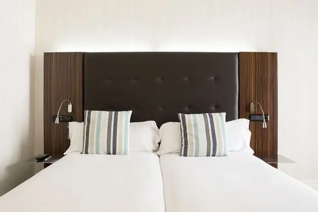 Superior Tek Büyük Yataklı Oda, Balkon, Deniz Manzaralı