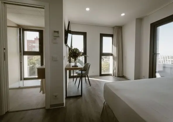 Deluxe Tek Büyük Yataklı Oda