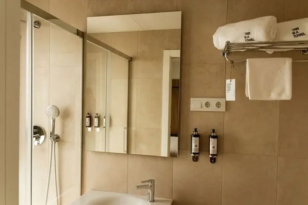 Superior Tek Büyük Yataklı Oda