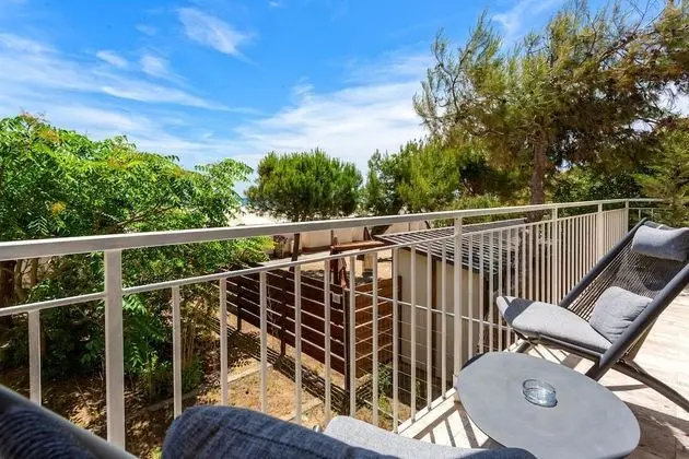 Family Oda, Teras, Deniz Manzaralı