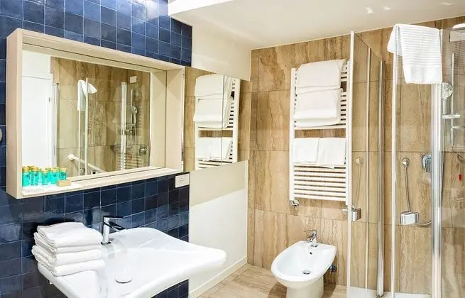 Family Oda, Teras, Deniz Manzaralı