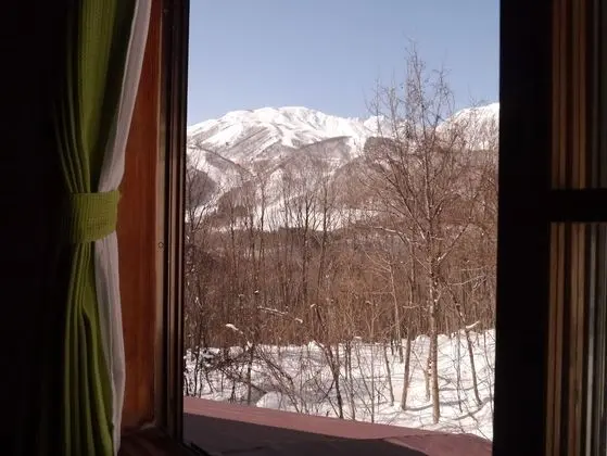 İki Ayrı Yataklı Oda, Ortak Banyo, Dağ Manzaralı