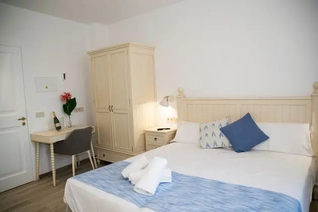 Deluxe Tek Büyük veya İki Ayrı Yataklı Oda