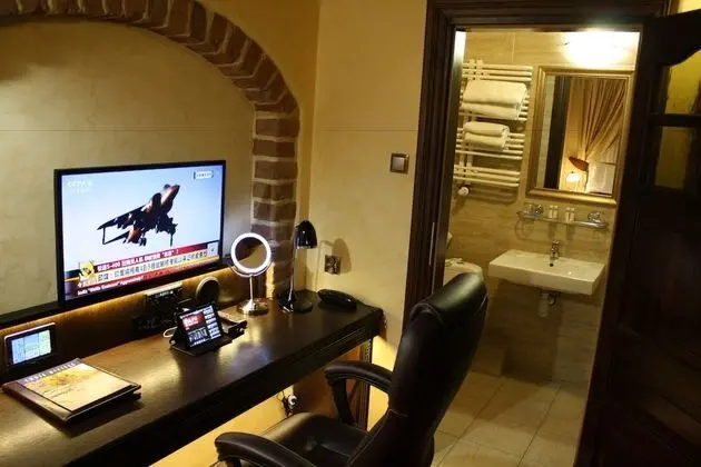 Business Tek Kişilik Oda, 1 Çift Kişilik Yatak, Şehir Manzaralı (Air conditioning)