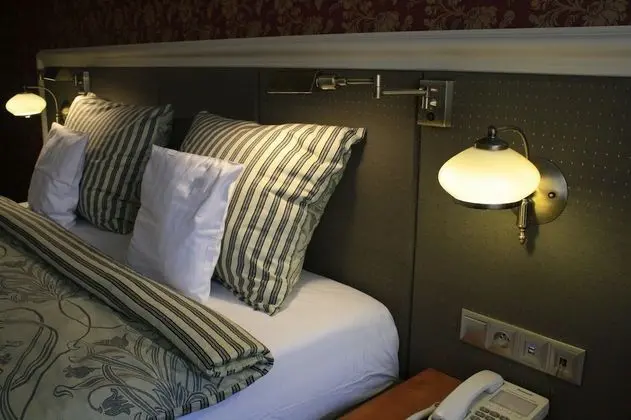 Comfort Tek Büyük Yataklı Oda, Özel Banyo, Şehir Manzaralı (Air conditioning)