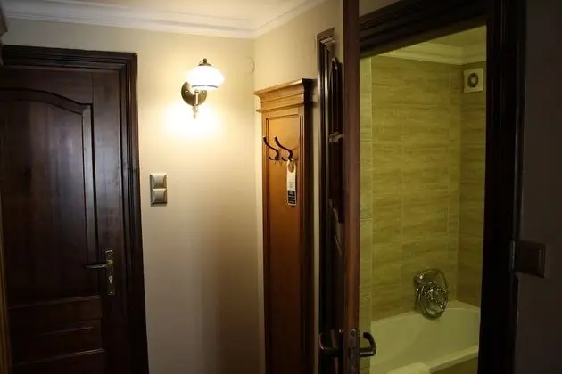 Comfort Tek Büyük Yataklı Oda, Özel Banyo, Şehir Manzaralı (Air conditioning)