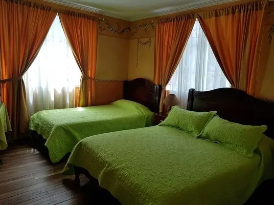 Tek Büyük veya İki Ayrı Yataklı Oda