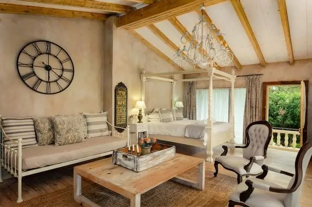 Luxury suite