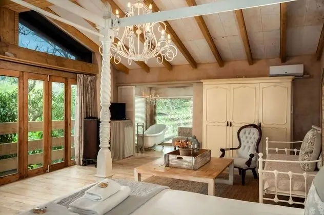 Luxury suite