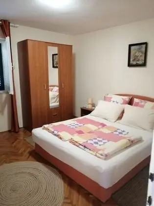 Apart Daire (Petra - Apartments with parking - A2()