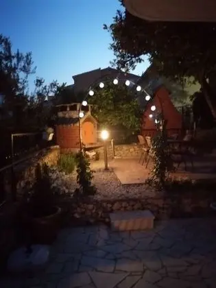 Apart Daire (Petra - Apartments with parking - A2()