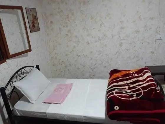 Üç Kişilik Oda