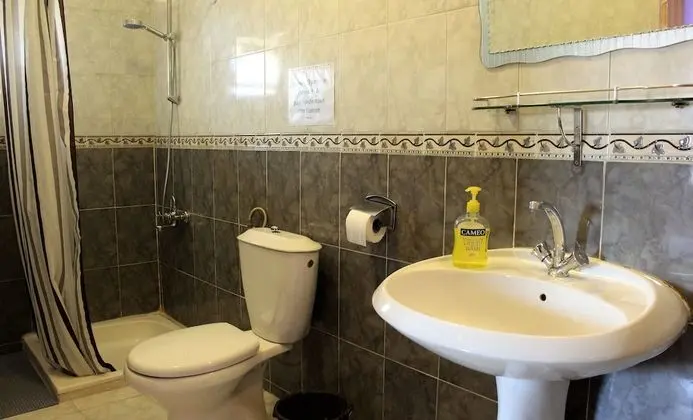 Tek Büyük Yataklı Oda, Vadi Manzaralı