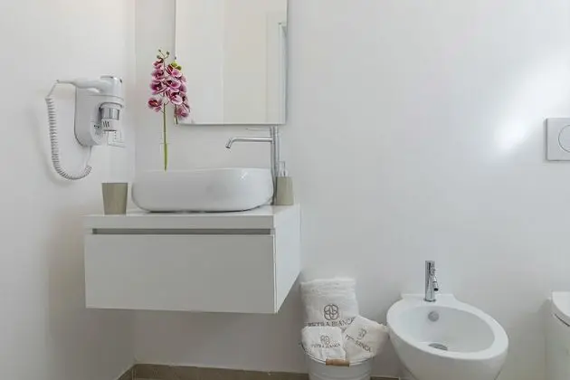 Tek Büyük veya İki Ayrı Yataklı Oda, Banyolu/Duşlu (Camera 1)