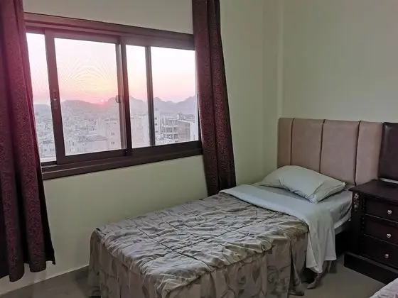 Üç Kişilik Oda