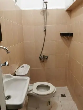 Üç Kişilik Oda