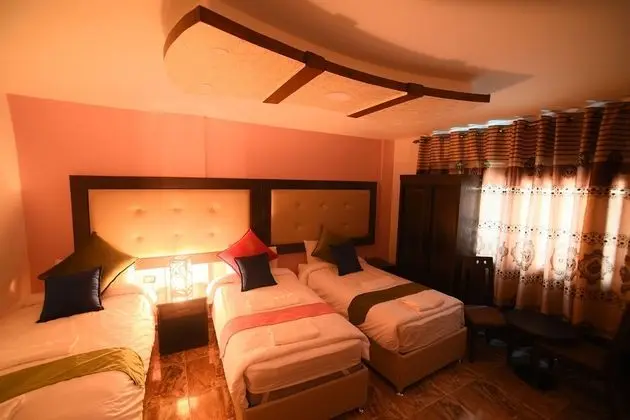 Deluxe Üç Kişilik Oda