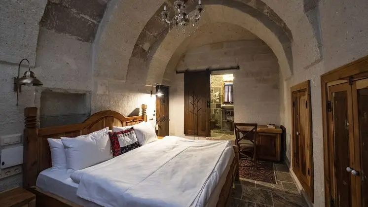Double Room (Arch)