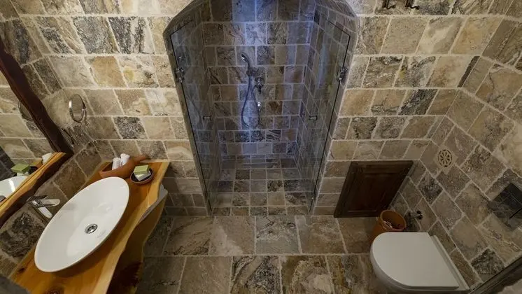 Double Room (Arch)