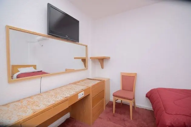 Deluxe Üç Kişilik Oda