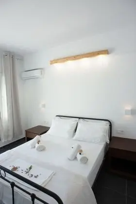 Standard Tek Büyük Yataklı Oda