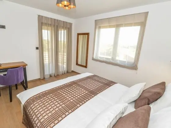 Superior Villa, 3 Yatak Odası, Sauna, Havuz Manzaralı