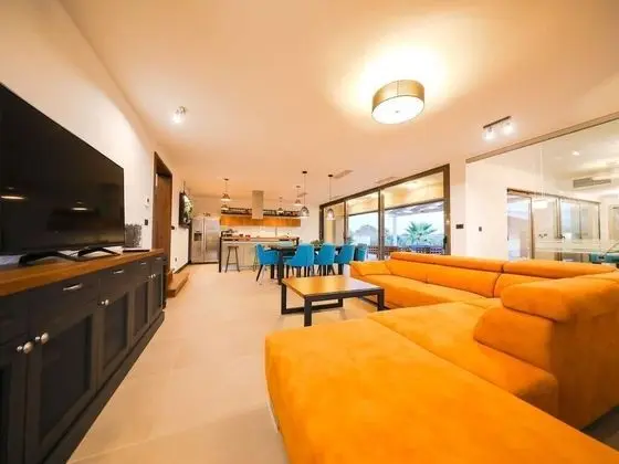 Superior Villa, 3 Yatak Odası, Sauna, Havuz Manzaralı