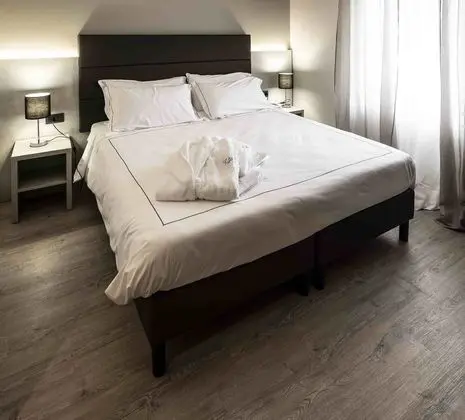 Standard Tek Büyük veya İki Ayrı Yataklı Oda, Bahçe Manzaralı