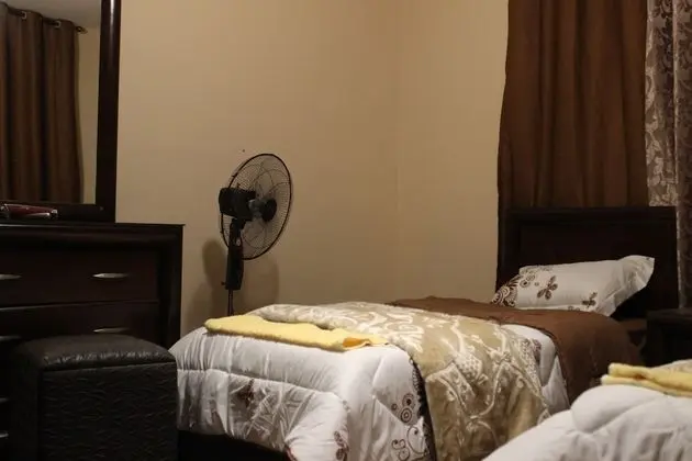 Design Tek Büyük veya İki Ayrı Yataklı Oda