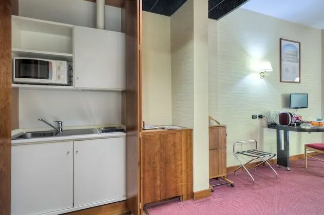 Business Tek Büyük Yataklı Oda, 1 En Büyük (King) Boy Yatak, Bahçe Manzaralı