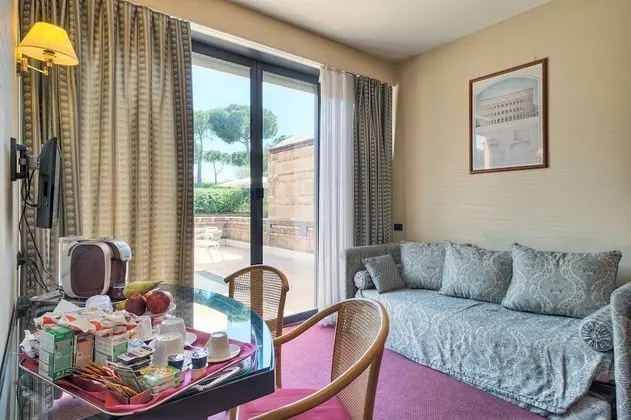 Business Tek Büyük Yataklı Oda, 1 En Büyük (King) Boy Yatak, Bahçe Manzaralı