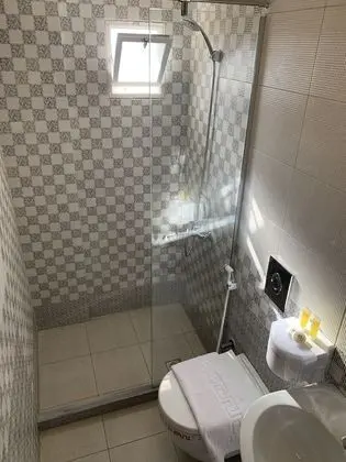 Tek Büyük Yataklı Oda, 1 En Büyük (King) Boy Yatak