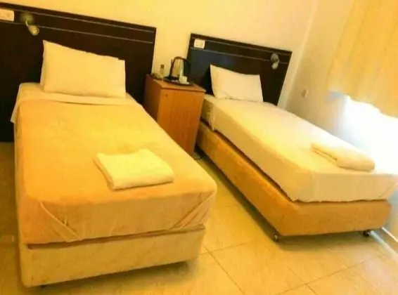 Standard Tek Büyük veya İki Ayrı Yataklı Oda