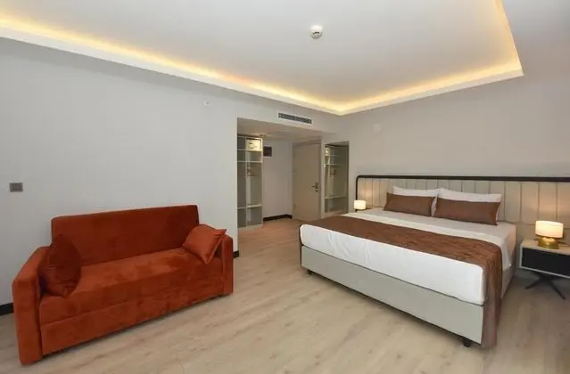 Deluxe Room with Balcony, Şehir Manzaralı