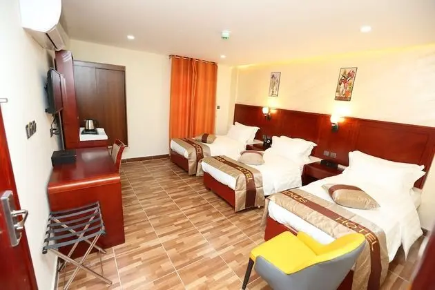 Deluxe Üç Kişilik Oda