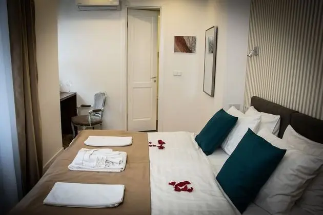 Deluxe Tek Büyük veya İki Ayrı Yataklı Oda