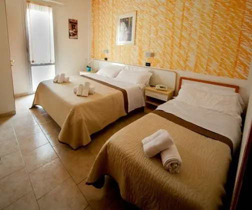 Standard Üç Kişilik Oda, Balkon