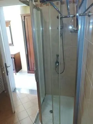 Büyük Yataklı Tek Kişilik Oda