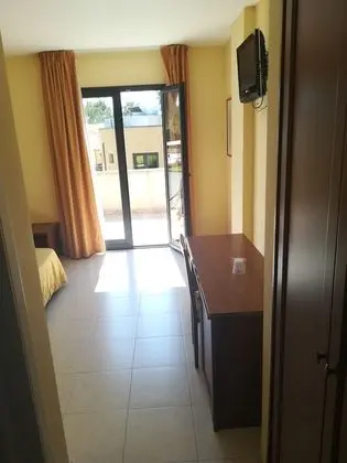 Tek Büyük Yataklı Oda