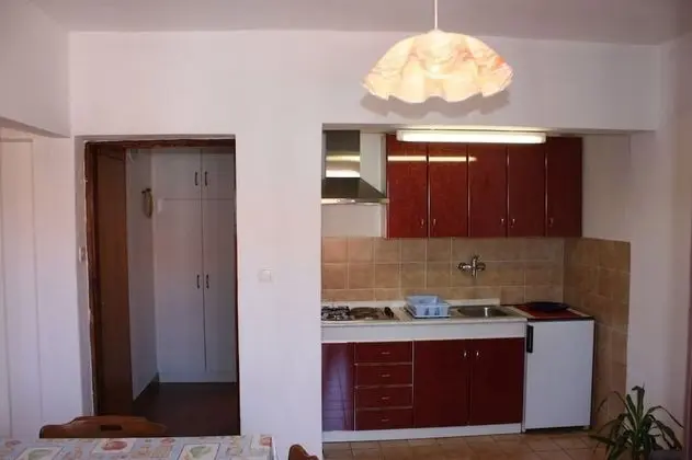 Apart Daire (Petri - close to the sea - A1 Crveni )