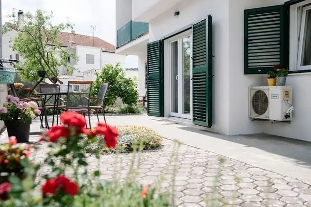 Apart Daire (Petri - close to the sea - A3 Sivi (2)