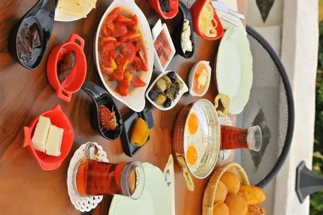 Standart Oda, Bahçe Manzaralı